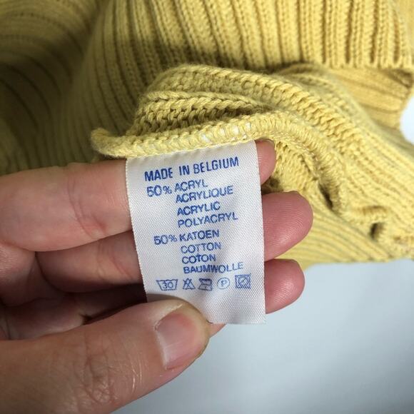 Mustard Knit Sweater with Floral Embroidery VTG L - Picture 4 of 9